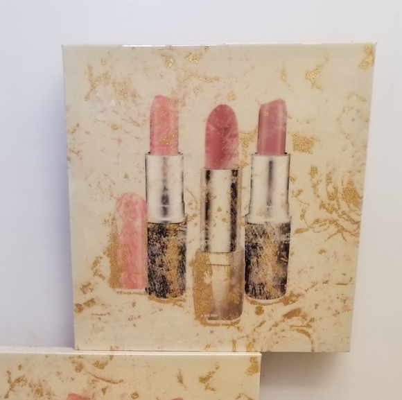 Lipstick Design Pic/ Wall Art Set - Picture 2 of 4
